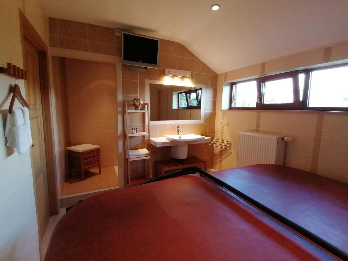 L'Atelier D'Arthur - Gite Chaleureux Avec Jacuzzi. Tenneville Dış mekan fotoğraf